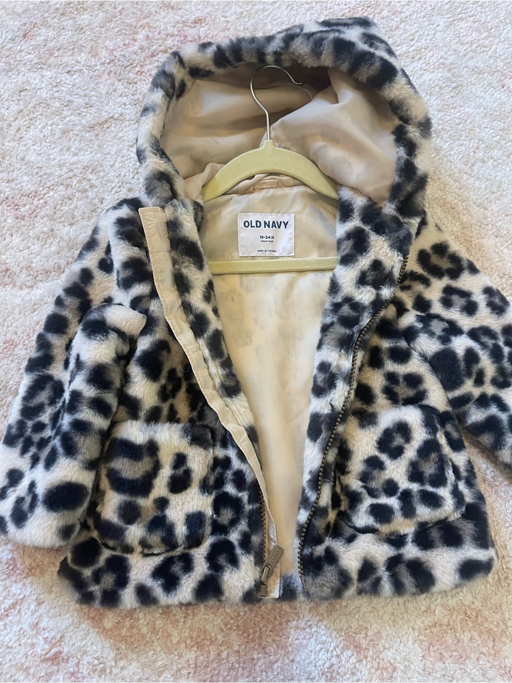 Old Navy Girls' Black & Cream Faux Fur Leopard Hooded Jacket